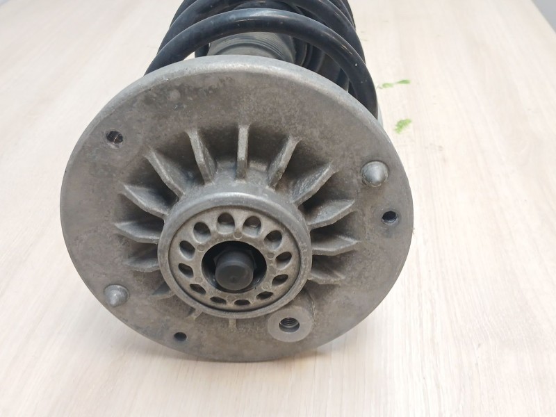 Recambio de amortiguador delantero izquierdo para bmw x3 (f25) xdrive 20 d referencia OEM IAM 31316796316  