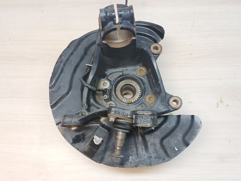 Recambio de mangueta delantera derecha para bmw x3 (f25) xdrive 20 d referencia OEM IAM   