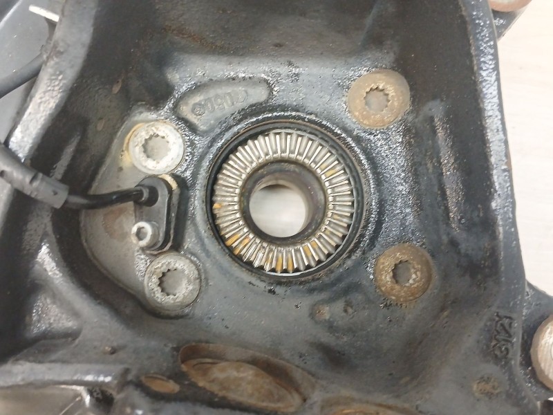 Recambio de mangueta delantera derecha para bmw x3 (f25) xdrive 20 d referencia OEM IAM   