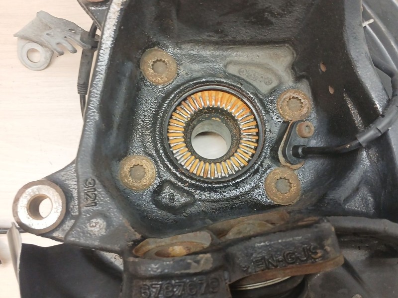 Recambio de mangueta delantera izquierda para bmw x3 (f25) xdrive 20 d referencia OEM IAM 6787679  