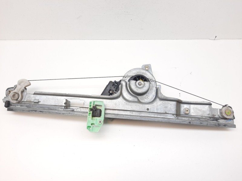 Recambio de elevalunas delantero izquierdo para renault scenic ii authentique referencia OEM IAM 8200646841  