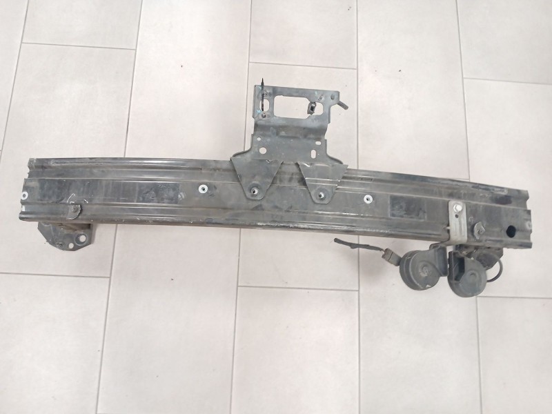 Recambio de refuerzo paragolpes delantero para renault captur ii (hf_) tce 155 (hfmn) referencia OEM IAM   