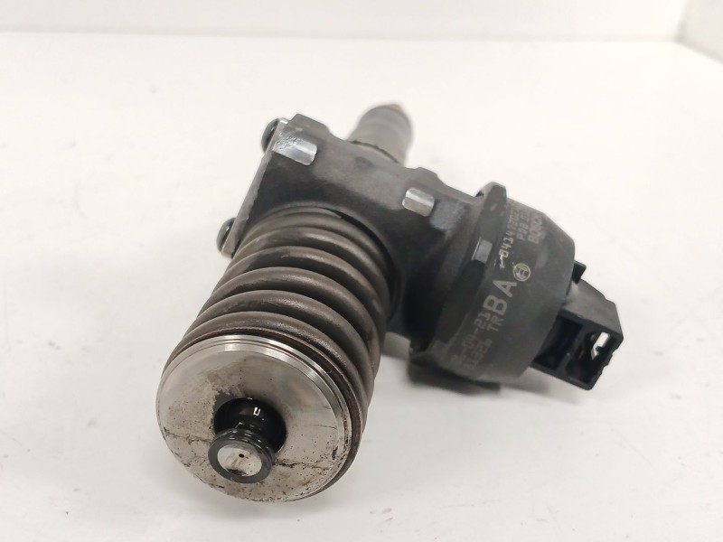 Recambio de inyector para volkswagen touran (1t1, 1t2) 1.9 tdi referencia OEM IAM 0414720215  