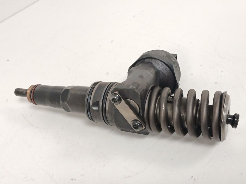 Recambio de inyector para volkswagen touran (1t1, 1t2) 1.9 tdi referencia OEM IAM 0414720215  