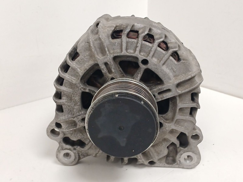 Recambio de alternador para volkswagen touran (1t1, 1t2) 1.9 tdi referencia OEM IAM 03L903023F TG14C026 