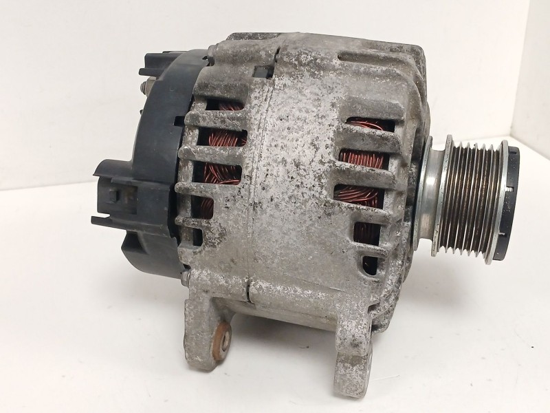 Recambio de alternador para volkswagen touran (1t1, 1t2) 1.9 tdi referencia OEM IAM 03L903023F TG14C026 
