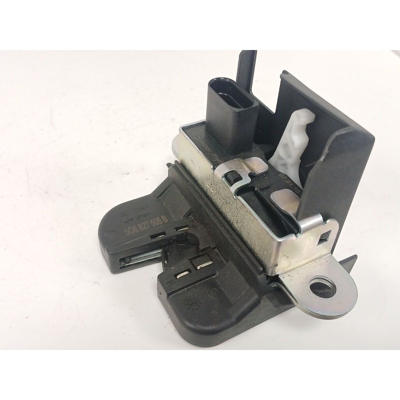 Recambio de cerradura maletero / porton para volkswagen golf vii variant (ba5, bv5) 1.6 tdi referencia OEM IAM 5G6827505B  