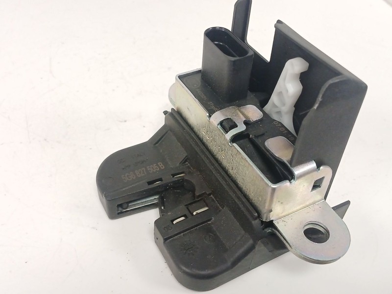 Recambio de cerradura maletero / porton para volkswagen golf vii variant (ba5, bv5) 1.6 tdi referencia OEM IAM 5G6827505B  
