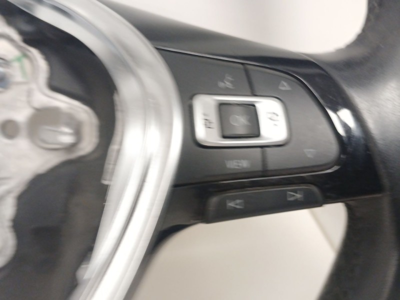 Recambio de volante para volkswagen golf vii variant (ba5, bv5) 1.6 tdi referencia OEM IAM 5G0419091 622995100A 