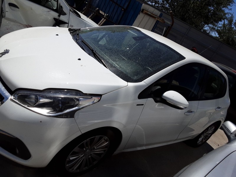 peugeot 208 i (ca_, cc_) del año 2019