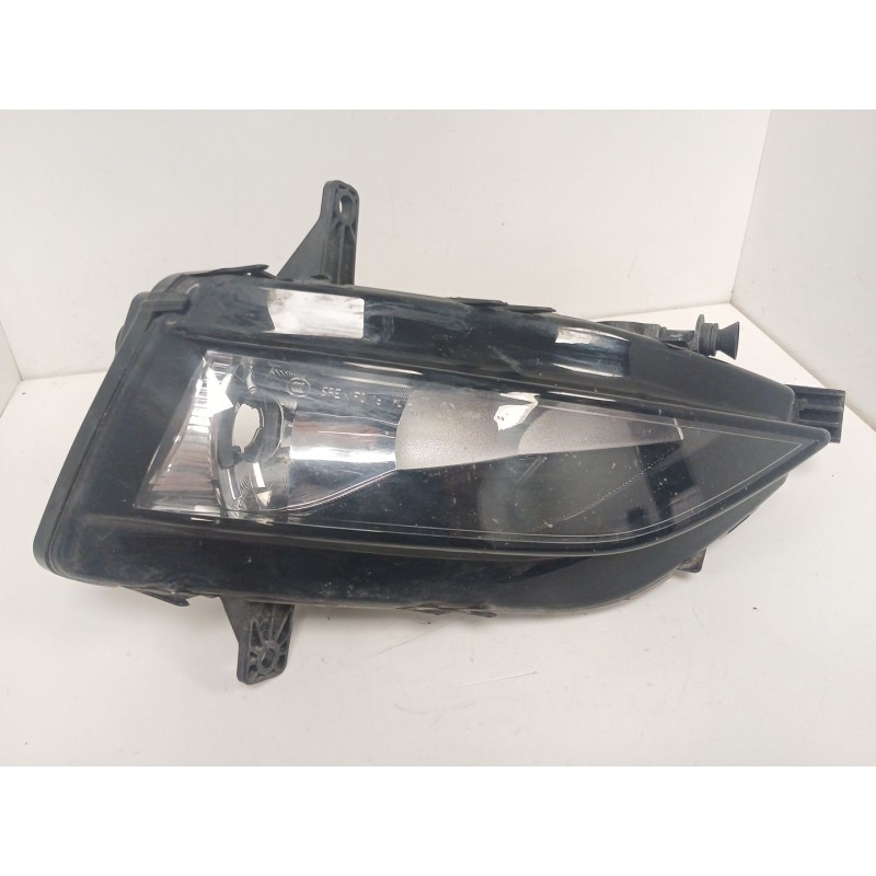 Recambio de faro antiniebla derecho para volkswagen golf vii variant (ba5, bv5) 1.6 tdi referencia OEM IAM   