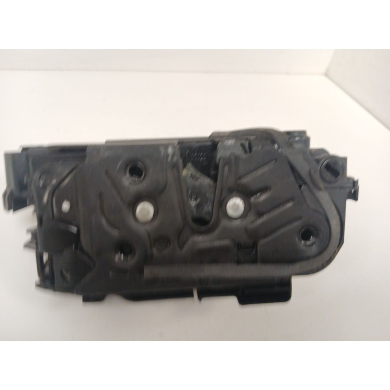 Recambio de cerradura puerta trasera derecha para volkswagen golf vii variant (ba5, bv5) 1.6 tdi referencia OEM IAM 5TA839016L  