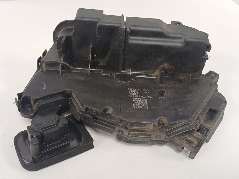 Recambio de cerradura puerta trasera izquierda para volkswagen golf vii variant (ba5, bv5) 1.6 tdi referencia OEM IAM 5TA839015L
