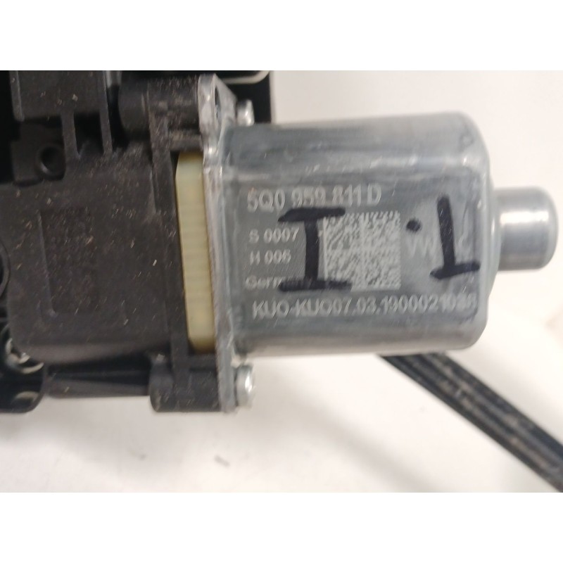 Recambio de elevalunas trasero izquierdo para volkswagen golf vii variant (ba5, bv5) 1.6 tdi referencia OEM IAM 5Q0959811D 5G483