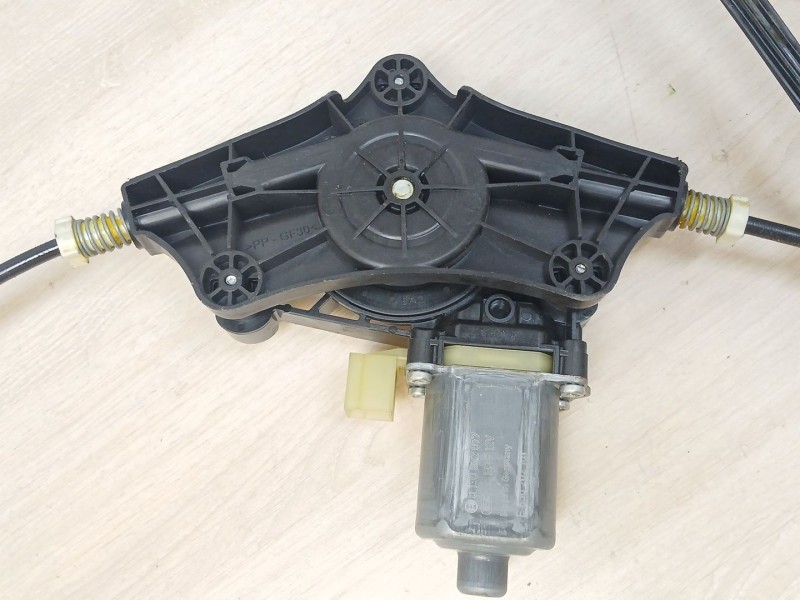 Recambio de elevalunas delantero izquierdo para volkswagen golf vii variant (ba5, bv5) 1.6 tdi referencia OEM IAM   