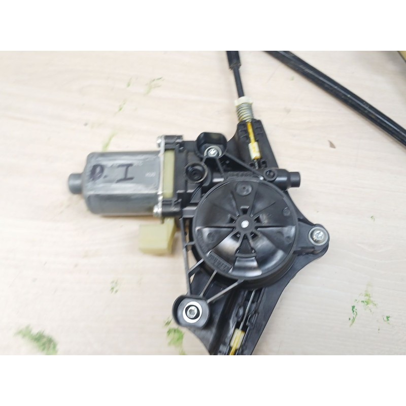 Recambio de elevalunas delantero izquierdo para volkswagen golf vii variant (ba5, bv5) 1.6 tdi referencia OEM IAM   