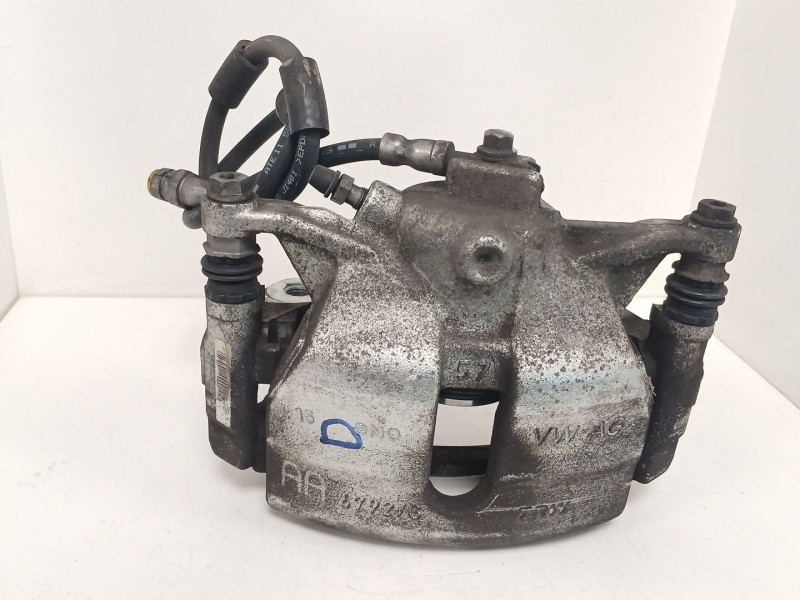 Recambio de pinza freno delantera derecha para volkswagen golf vii variant (ba5, bv5) 1.6 tdi referencia OEM IAM 6792G  