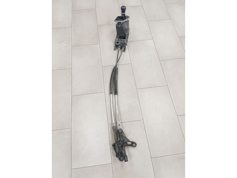 Recambio de palanca cambio para volkswagen golf vii variant (ba5, bv5) 1.6 tdi referencia OEM IAM 5Q0711049AP  