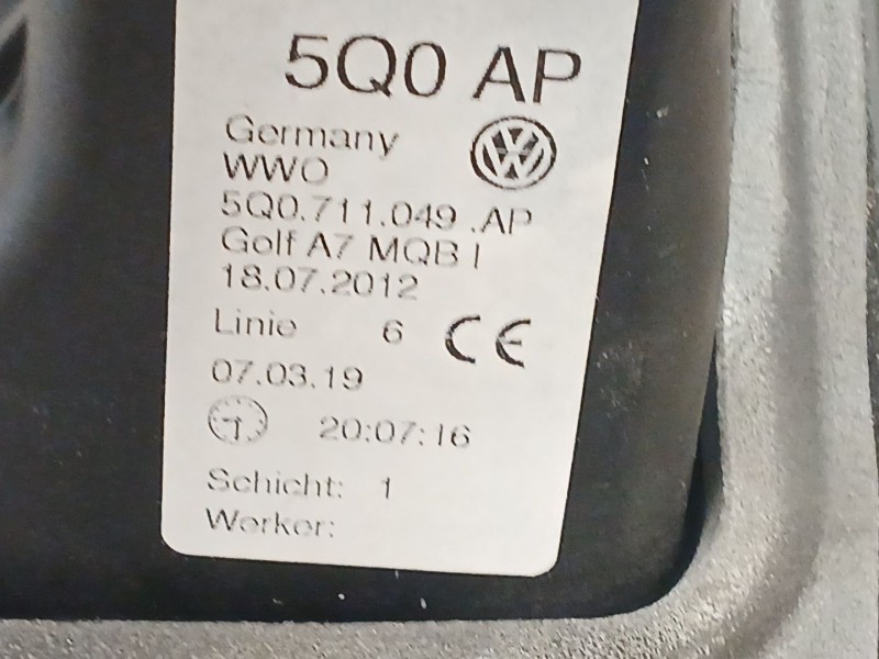 Recambio de palanca cambio para volkswagen golf vii variant (ba5, bv5) 1.6 tdi referencia OEM IAM 5Q0711049AP  