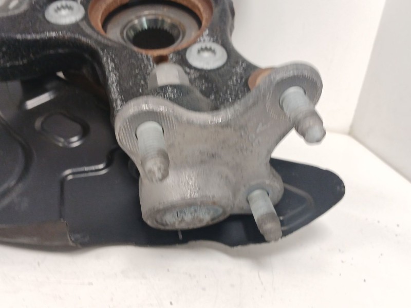 Recambio de mangueta delantera izquierda para volkswagen golf vii variant (ba5, bv5) 1.6 tdi referencia OEM IAM 5Q0256R  