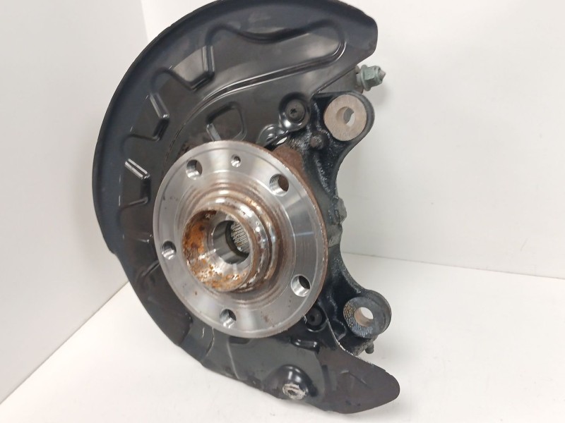 Recambio de mangueta delantera derecha para volkswagen golf vii variant (ba5, bv5) 1.6 tdi referencia OEM IAM 5Q0256R  