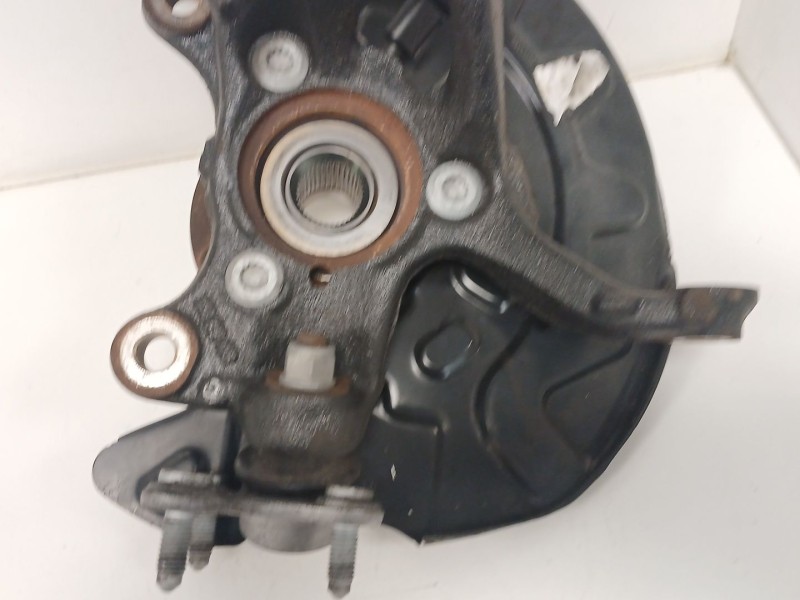 Recambio de mangueta delantera derecha para volkswagen golf vii variant (ba5, bv5) 1.6 tdi referencia OEM IAM 5Q0256R  