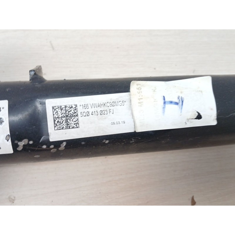Recambio de amortiguador delantero izquierdo para volkswagen golf vii variant (ba5, bv5) 1.6 tdi referencia OEM IAM 5Q0413023FJ 