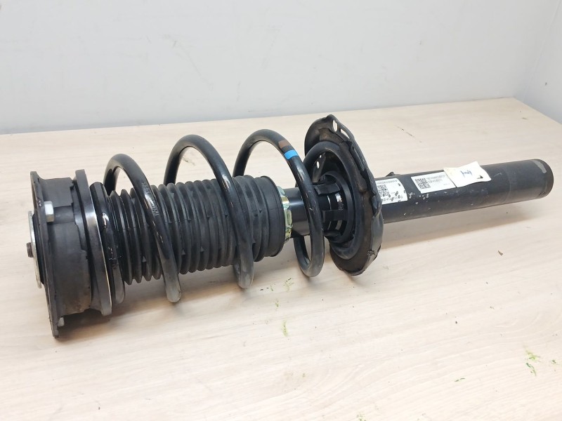 Recambio de amortiguador delantero izquierdo para volkswagen golf vii variant (ba5, bv5) 1.6 tdi referencia OEM IAM 5Q0413023FJ 