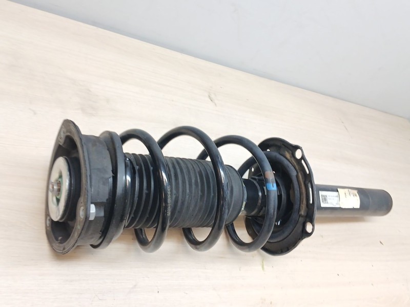 Recambio de amortiguador delantero derecho para volkswagen golf vii variant (ba5, bv5) 1.6 tdi referencia OEM IAM 5Q0413023FJ  