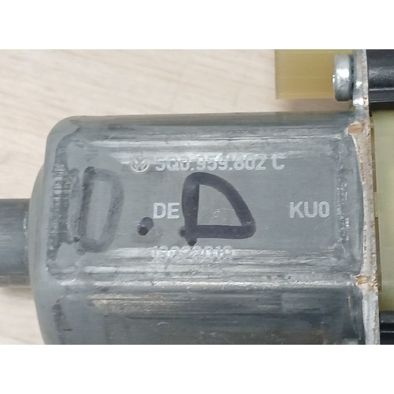 Recambio de elevalunas delantero derecho para volkswagen golf vii variant (ba5, bv5) 1.6 tdi referencia OEM IAM 5Q0959802C 5G483