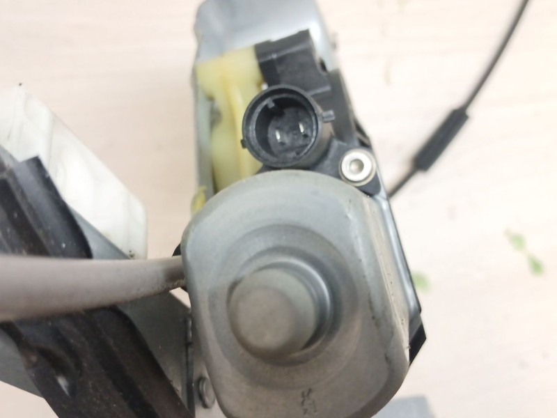 Recambio de elevalunas delantero izquierdo para renault kangoo express (fw0/1_) 1.5 dci 75 (fw07, fw10, fw04) referencia OEM IAM