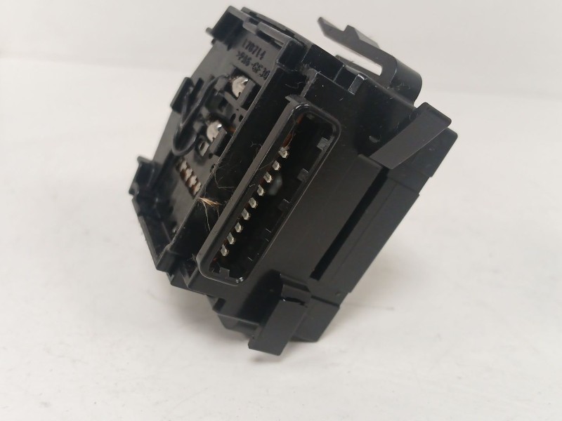 Recambio de mando limpia para mitsubishi grandis (na_w) 2.0 di-d (na8w) referencia OEM IAM   