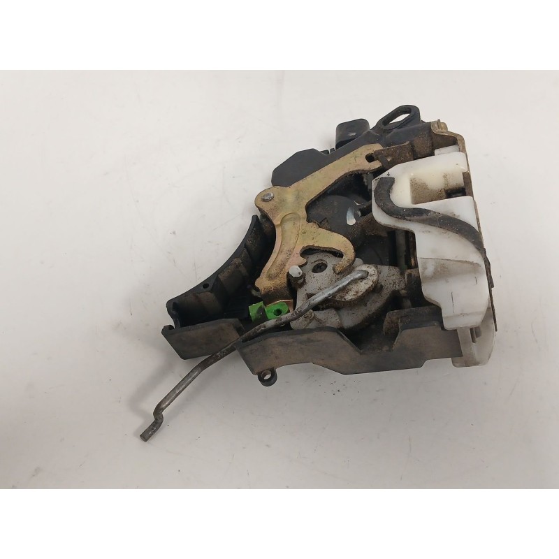 Recambio de cerradura puerta delantera izquierda para mitsubishi grandis (na_w) 2.0 di-d (na8w) referencia OEM IAM   