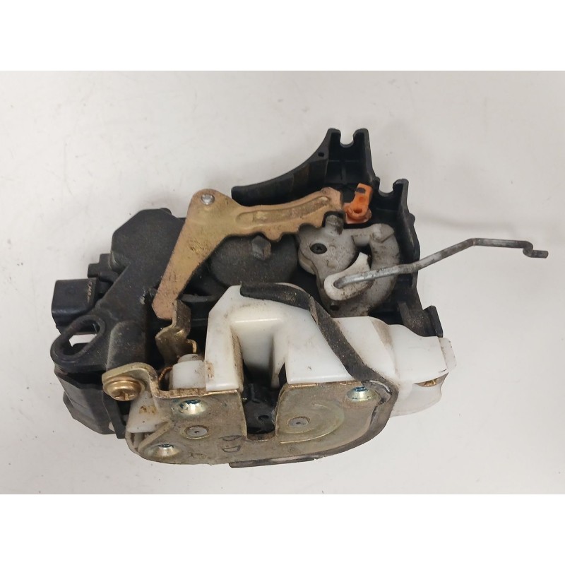 Recambio de cerradura puerta delantera derecha para mitsubishi grandis (na_w) 2.0 di-d (na8w) referencia OEM IAM   