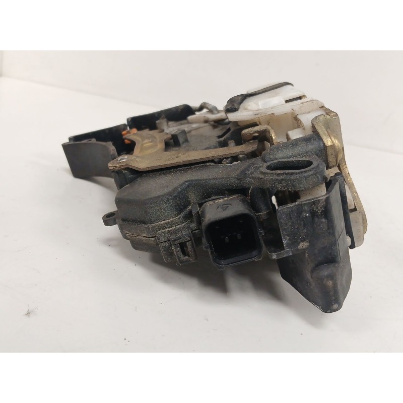 Recambio de cerradura puerta delantera derecha para mitsubishi grandis (na_w) 2.0 di-d (na8w) referencia OEM IAM   