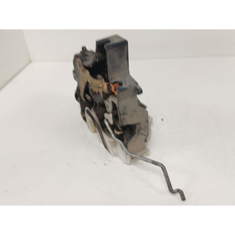 Recambio de cerradura puerta delantera derecha para mitsubishi grandis (na_w) 2.0 di-d (na8w) referencia OEM IAM   