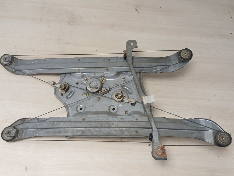 Recambio de elevalunas delantero izquierdo para mitsubishi grandis (na_w) 2.0 di-d (na8w) referencia OEM IAM   