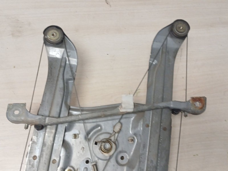 Recambio de elevalunas delantero izquierdo para mitsubishi grandis (na_w) 2.0 di-d (na8w) referencia OEM IAM   