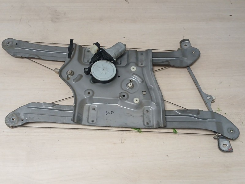 Recambio de elevalunas delantero derecho para mitsubishi grandis (na_w) 2.0 di-d (na8w) referencia OEM IAM   