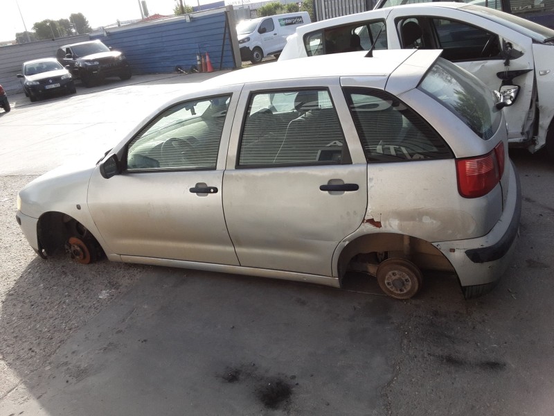 seat ibiza ii (6k1) del año 2001