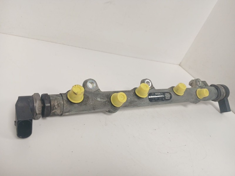 Recambio de rampa inyectora para bmw 3 (e90) 320 d referencia OEM IAM 0445214030 071805L5 7787164