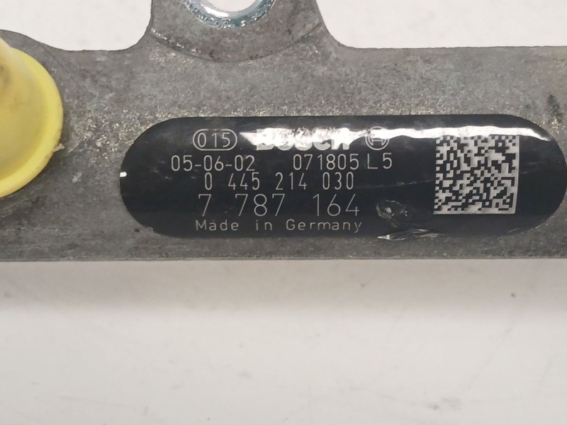 Recambio de rampa inyectora para bmw 3 (e90) 320 d referencia OEM IAM 0445214030 071805L5 7787164