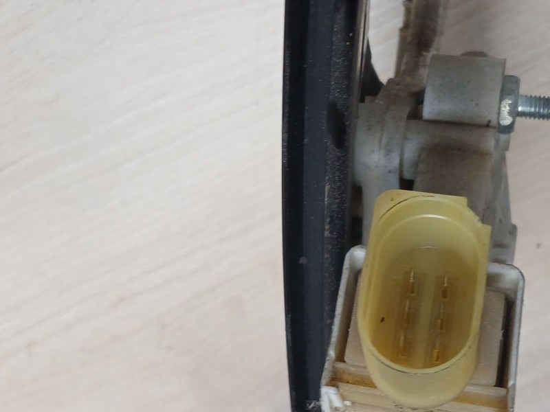 Recambio de elevalunas delantero derecho para bmw 3 (e90) 320 d referencia OEM IAM 0130822227 7060266S 6927028