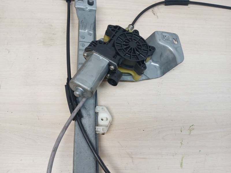 Recambio de elevalunas delantero derecho para renault kangoo express (fw0/1_) 1.5 dci 75 (fw07, fw10, fw04) referencia OEM IAM  