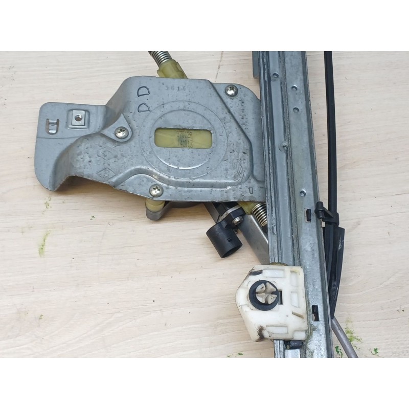 Recambio de elevalunas delantero derecho para renault kangoo express (fw0/1_) 1.5 dci 75 (fw07, fw10, fw04) referencia OEM IAM  