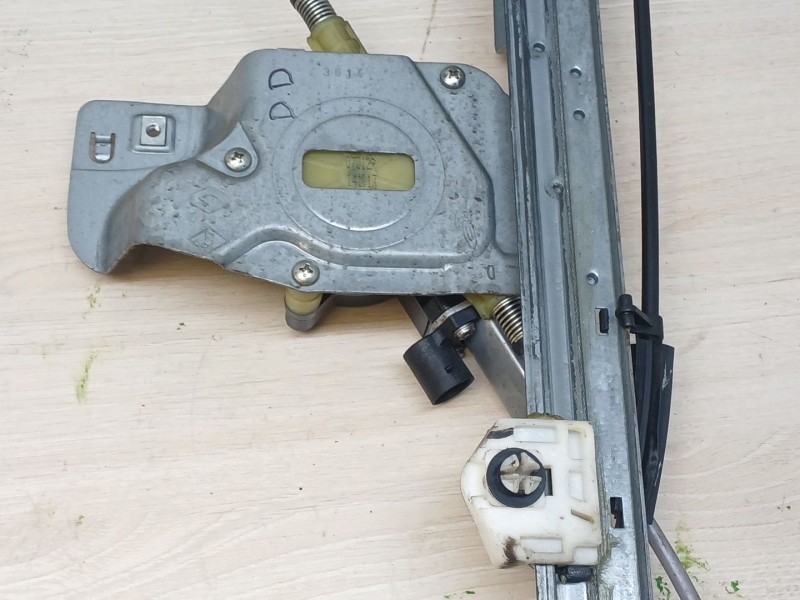 Recambio de elevalunas delantero derecho para renault kangoo express (fw0/1_) 1.5 dci 75 (fw07, fw10, fw04) referencia OEM IAM  