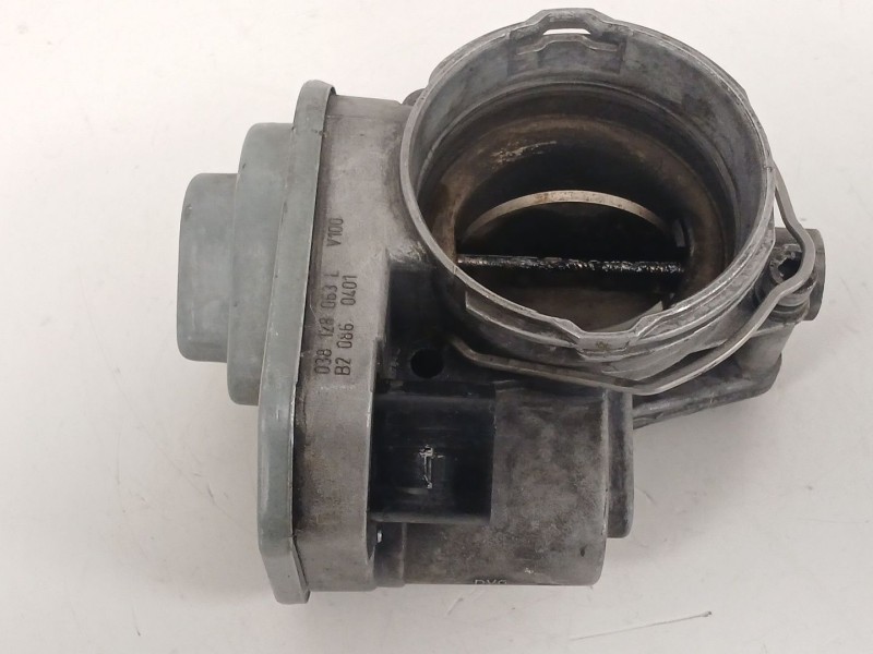 Recambio de caja mariposa para seat leon (1p1) 2.0 tdi 16v referencia OEM IAM 038128063L  