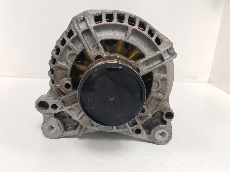 Recambio de alternador para seat cordoba (6l2) 1.9 tdi referencia OEM IAM 8EL011710  