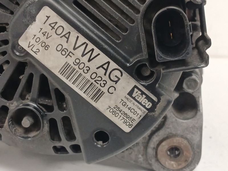 Recambio de alternador para seat leon (1p1) 2.0 tdi 16v referencia OEM IAM 06F903023C TG14C011 
