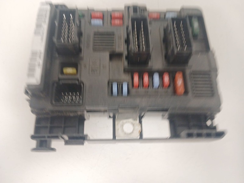Recambio de caja reles / fusibles para citroën xsara picasso (n68) 1.6 16v referencia OEM IAM BSMB3 965061848000 